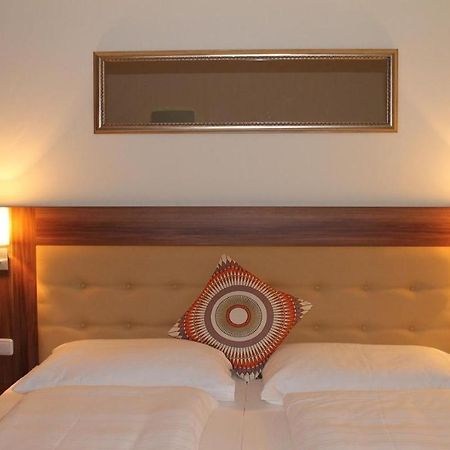 ستير Stiftshotel Garsten المظهر الخارجي الصورة